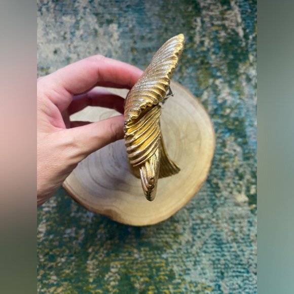 Vintage ribbed gold lame festive holiday spring clip hair barrette bow - Picture 3 of 6